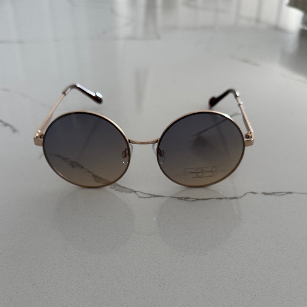 Jessica Simpson Gold Frame Sunglasses with Black Lenses